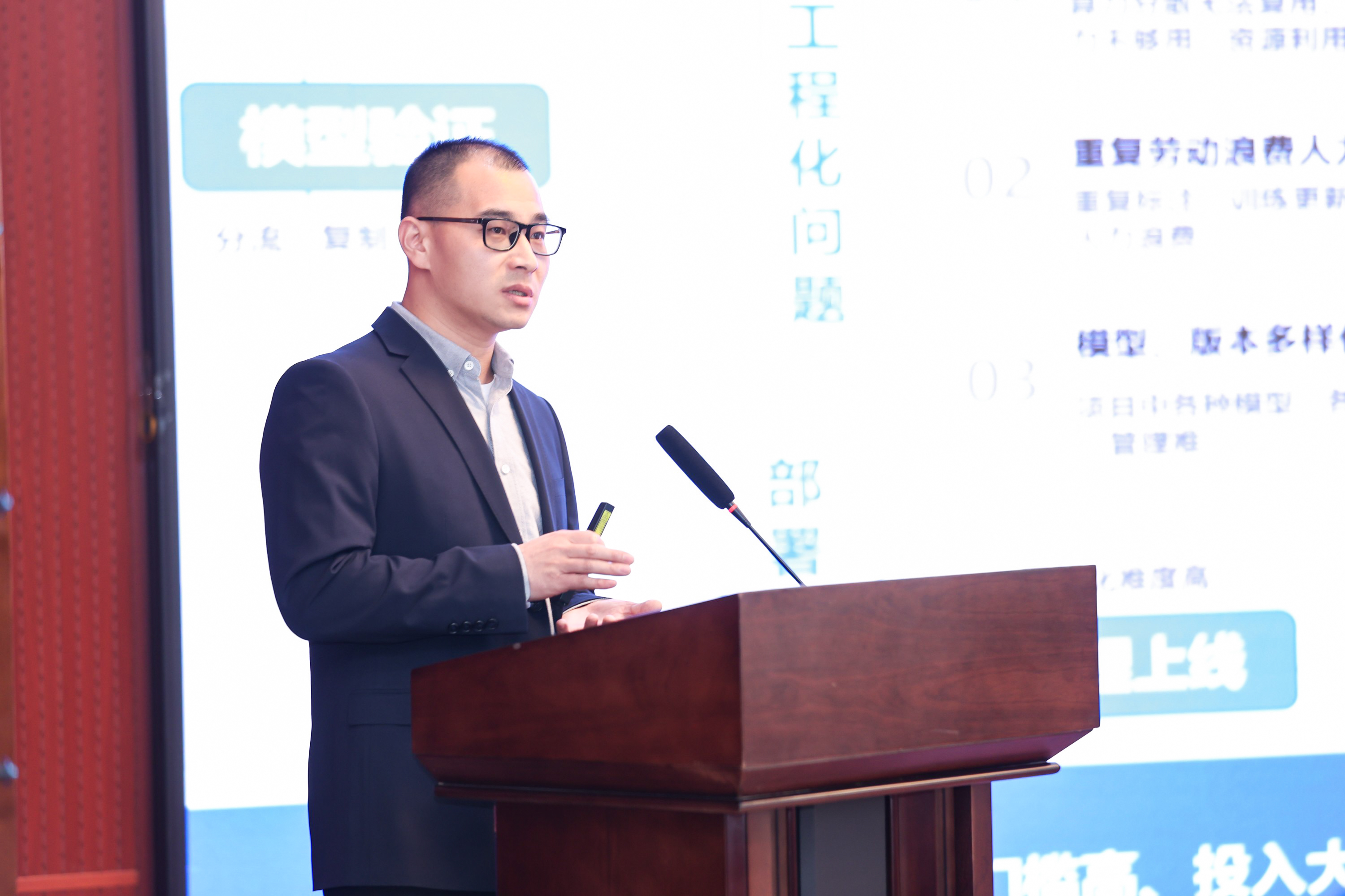 1726863709917061122.jpg 1726863709917061122.jpg